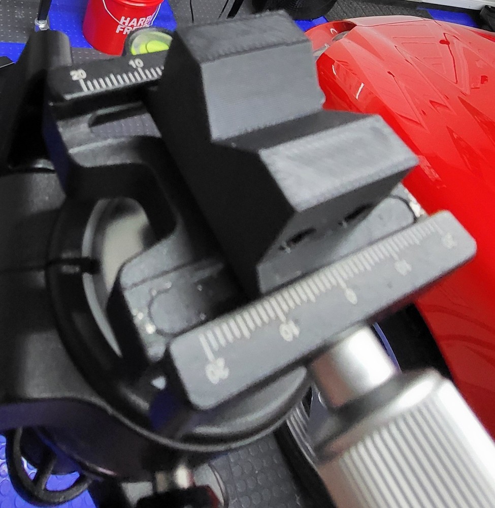 ARCA-Swiss Compatible mount for aiming device