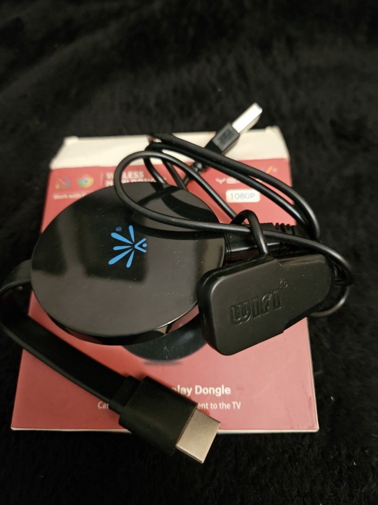 Wireless Display Dongle Model G6 Plus by YETORX –Open Box – Excellent Condition!