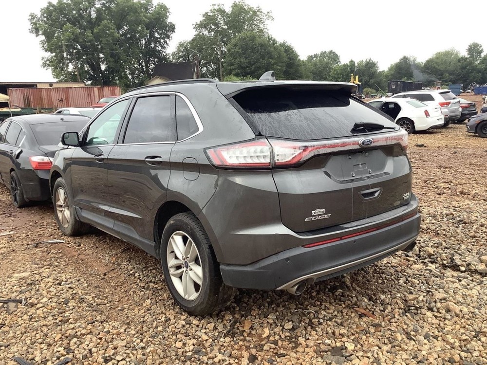 EDGE 2018 Glove Box 4725743