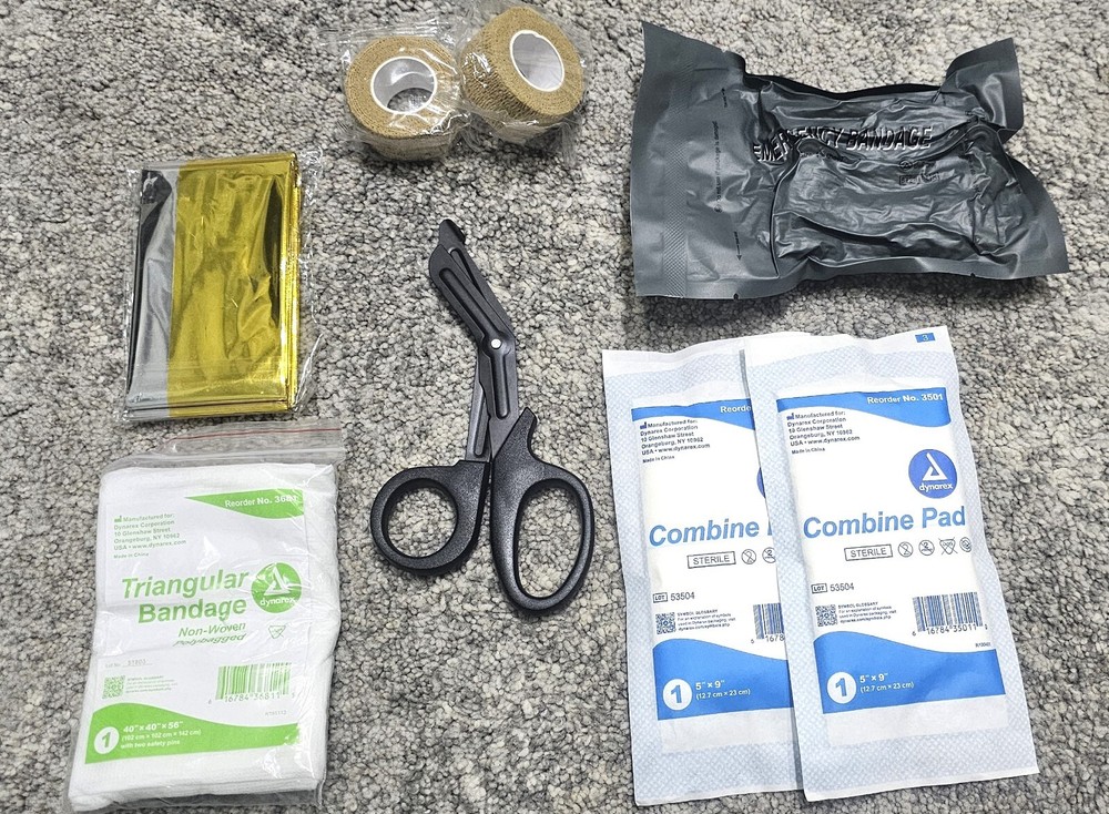 IFAK Bleeding Control Pack Feat Med Trauma Kit 8 Items