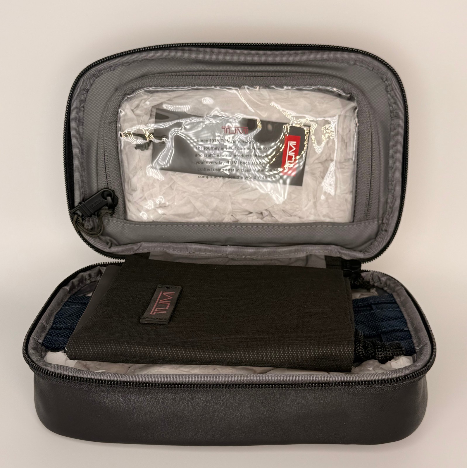 Tumi Alpha Split Travel Kit Black Leather Dopp Kit Toiletry Bag Travel Organizer