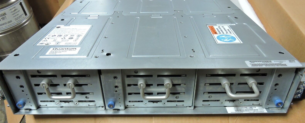 Quantum QXS 48-Bay Chassis for 2.5" SAS Hard Drive Array for Dual iSCSI Control