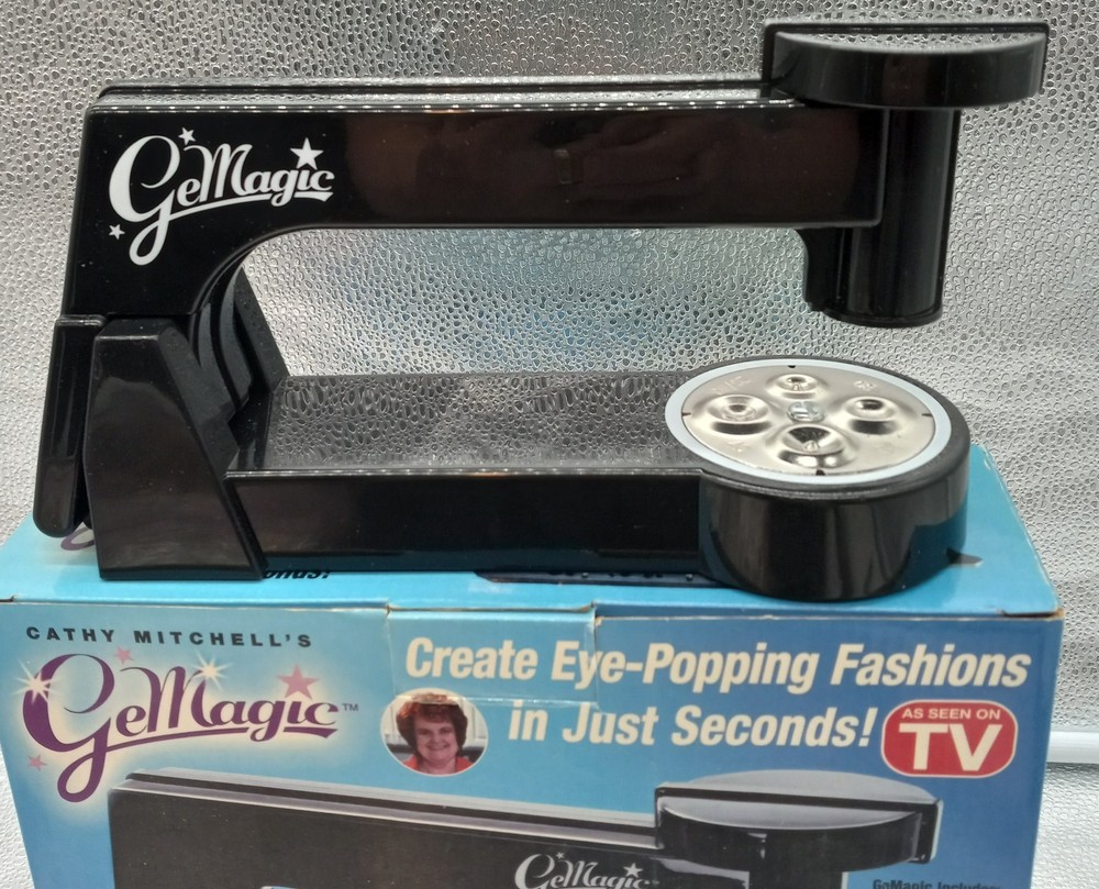 Cathy Mitchell's GeMagic Stud Setting Bedazzler Machine  Plus Storage Case