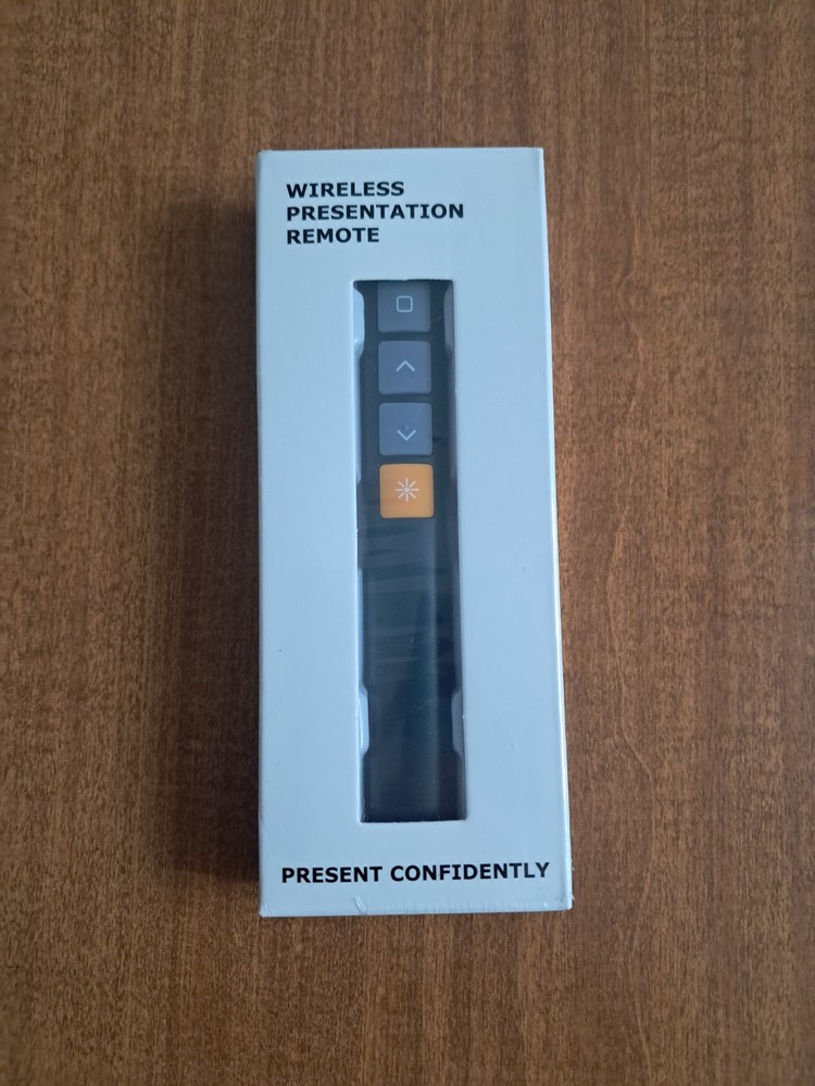 Wireless Presentation Remote Universal 100ft 30m Laser Point USB New In Box