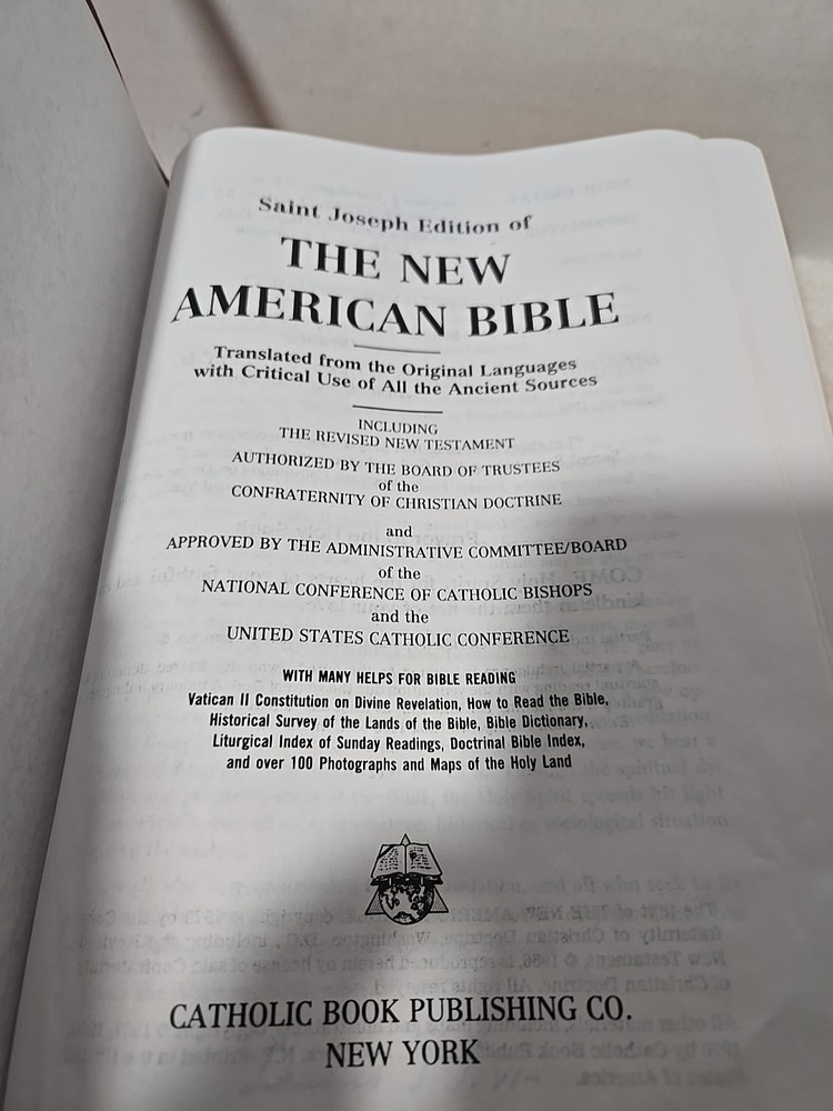 NEW AMERICAN BIBLE SAINT JOSEPH EDITION Large Type, Open Box