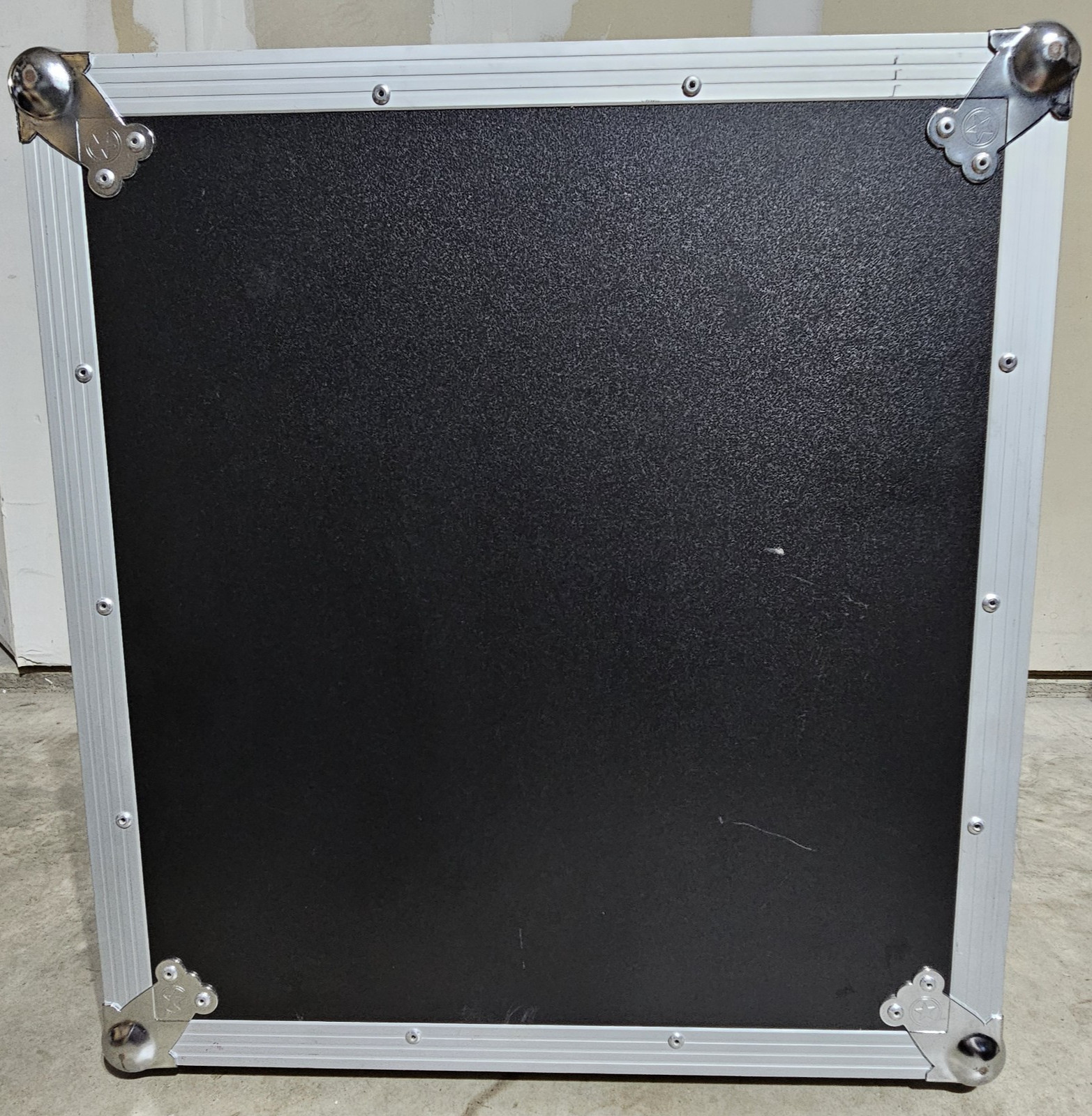 Road Runner 12RRU-AD Hard Case 12U Case Depth