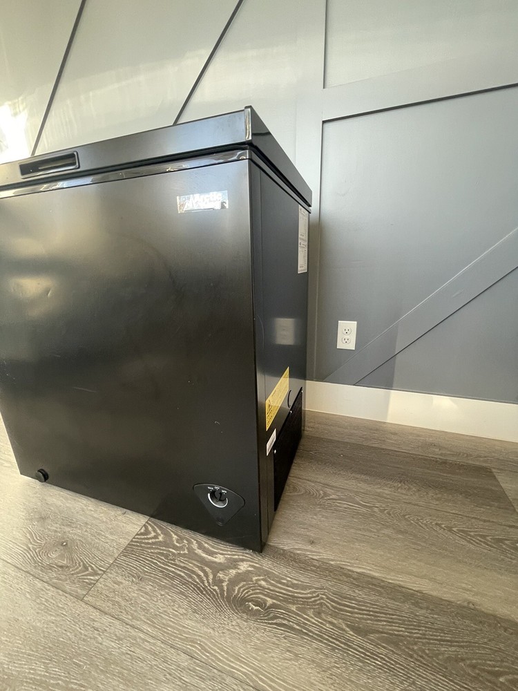 Arctic KING 7Cu ft Chest Freezer