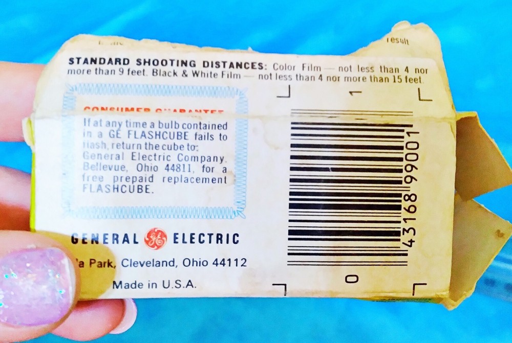 2 Pack - Vintage GE Flash Cubes Open Box