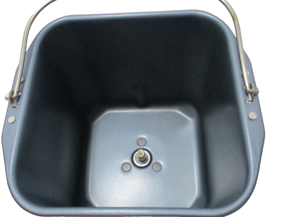 Magic Chef 1.5 lb. Breadmaker Pan & Recipe Book Model CBM-310 Replacement Pieces