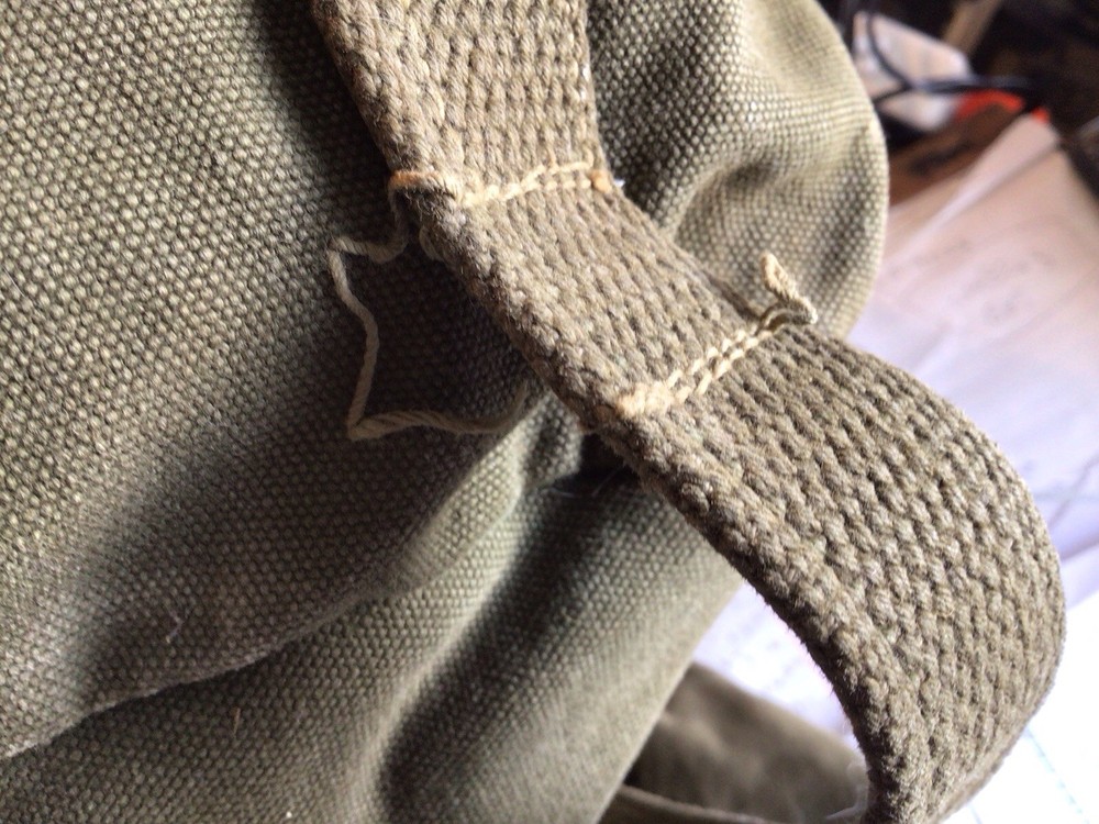 WW11-military 1945 Cargo Field Pack Scuff Marks Stitch & Ring Missing Backpack