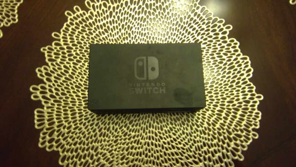 nintendo switch gray Joy-cons. Includes more accesories.