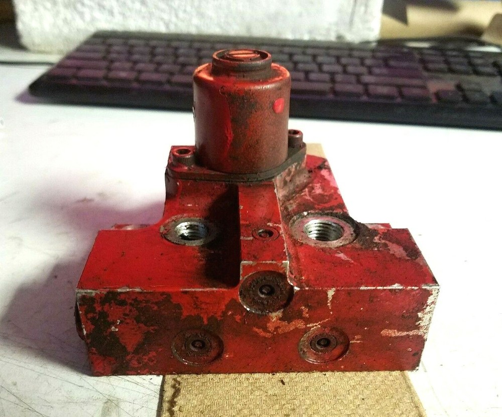 CUMMINS BRACKET SE-1037 / 4984818