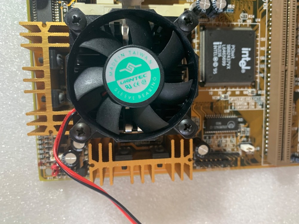 Socket 7 Intel Pciset Award bios 1995