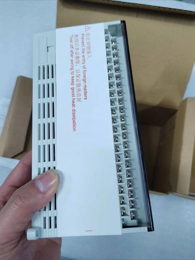1pc Xinje XD5-48T-E Brand New Programmable Controller