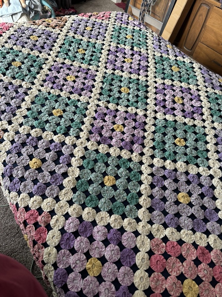 OLD Yo-Yo Quilt 76 X 72 Bedspread