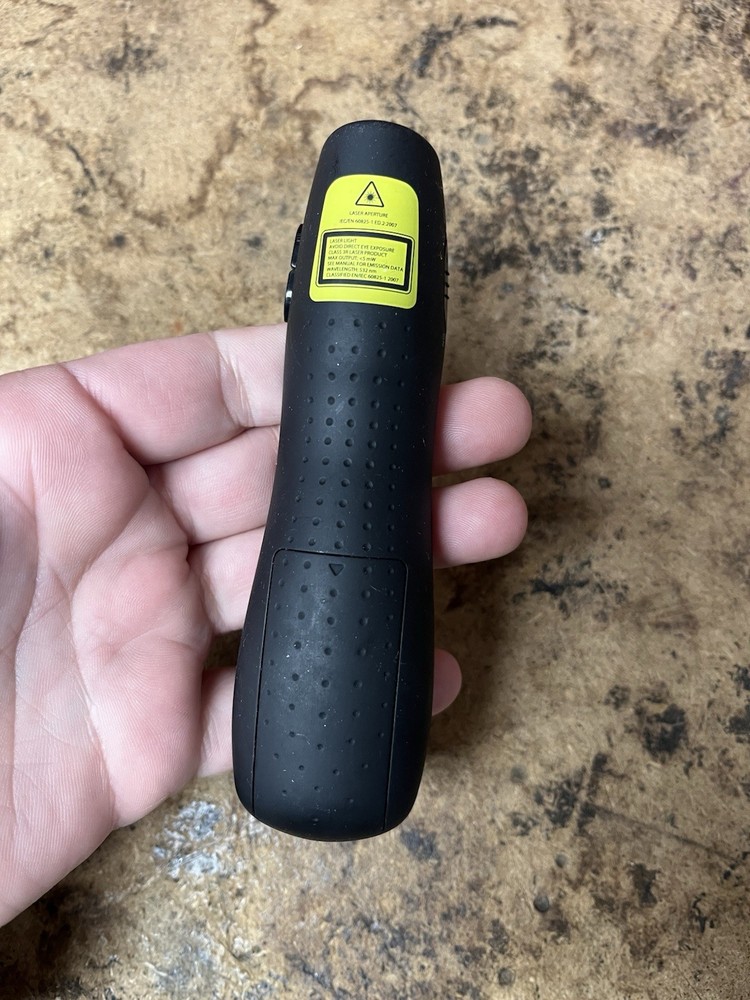 Logitech R800 NO USB Pointer Presentation Remote Laser WORKING LCD Black Tool