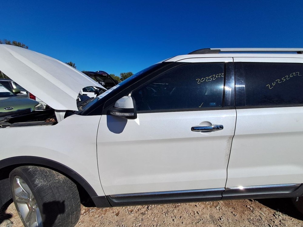 Info-GPS-TV Screen Front Display 8" Screen Fits 13-14 EXPLORER 2630288
