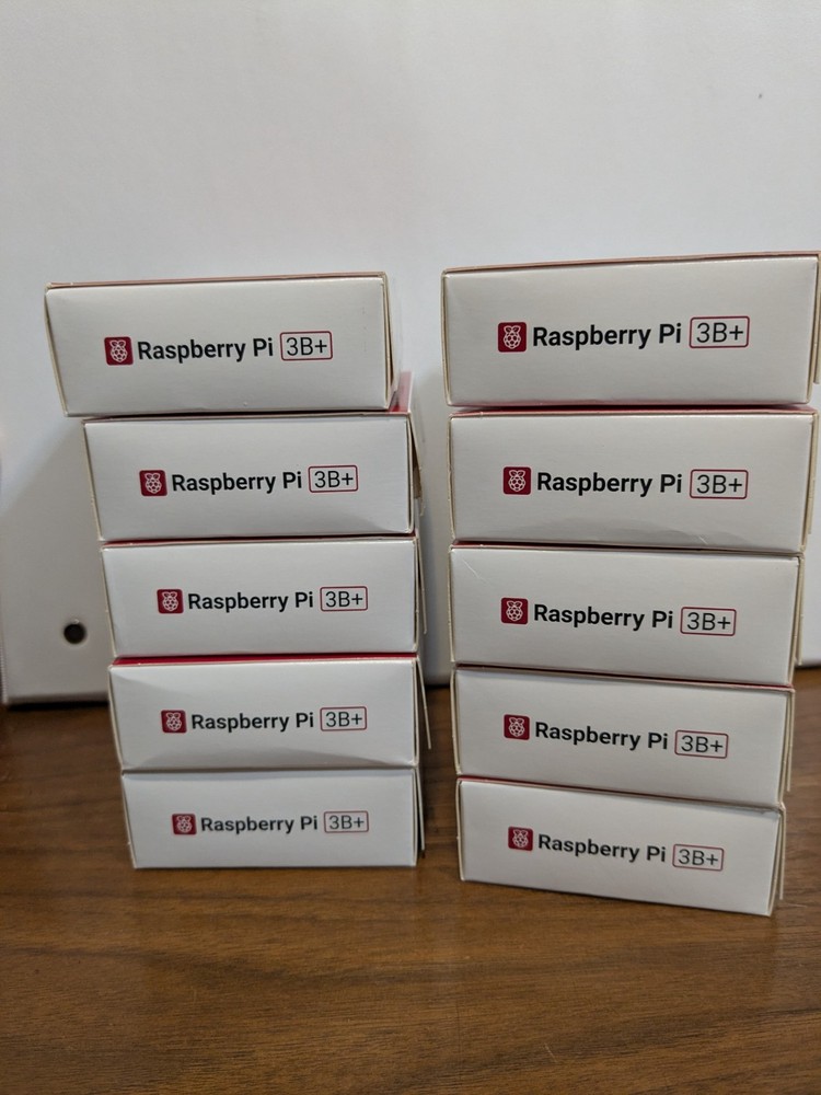 Bundle of 10 Raspberry Pi 3 Model B+