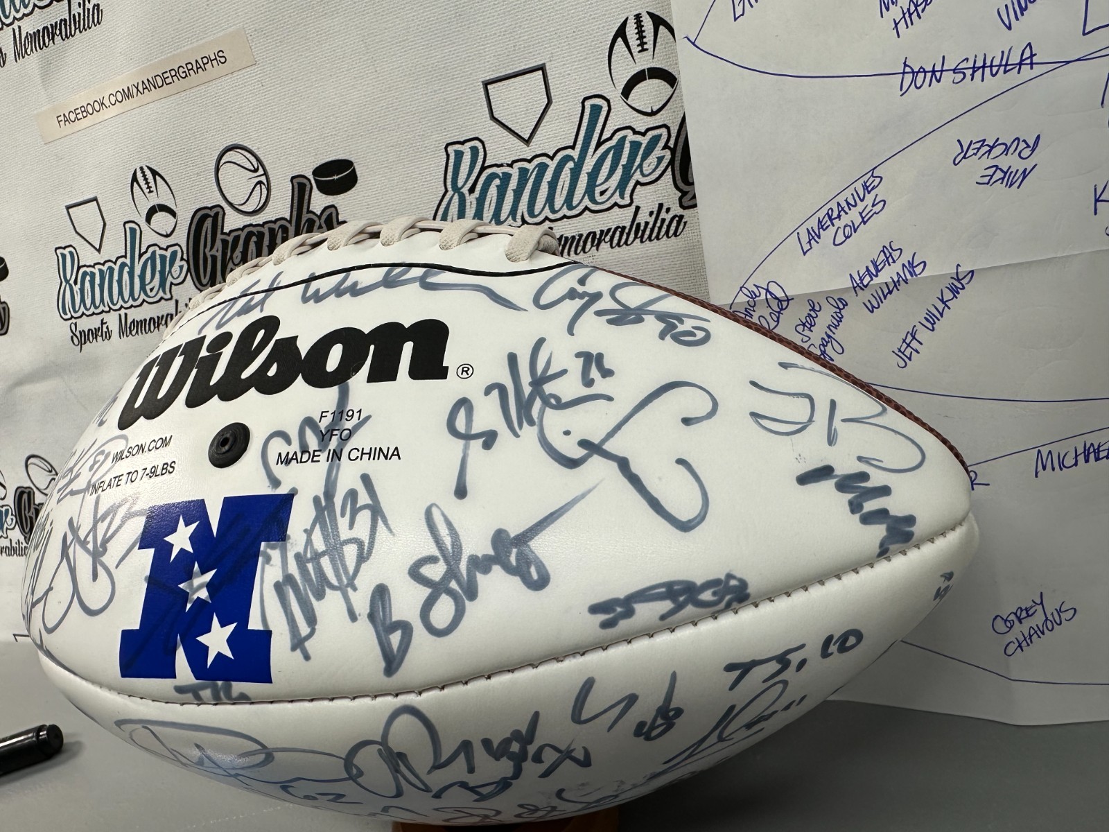 2004 NFC PRO BOWL TEAM SIGNED AUTOGRAPHED FOOTBALL-COACH ANDY REID CHAMP BAILEY