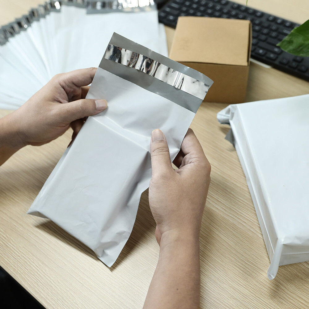 12x15.5 14x17 14.5x19 24x24 Poly Mailers Shipping Envelopes Self Sealing Bags