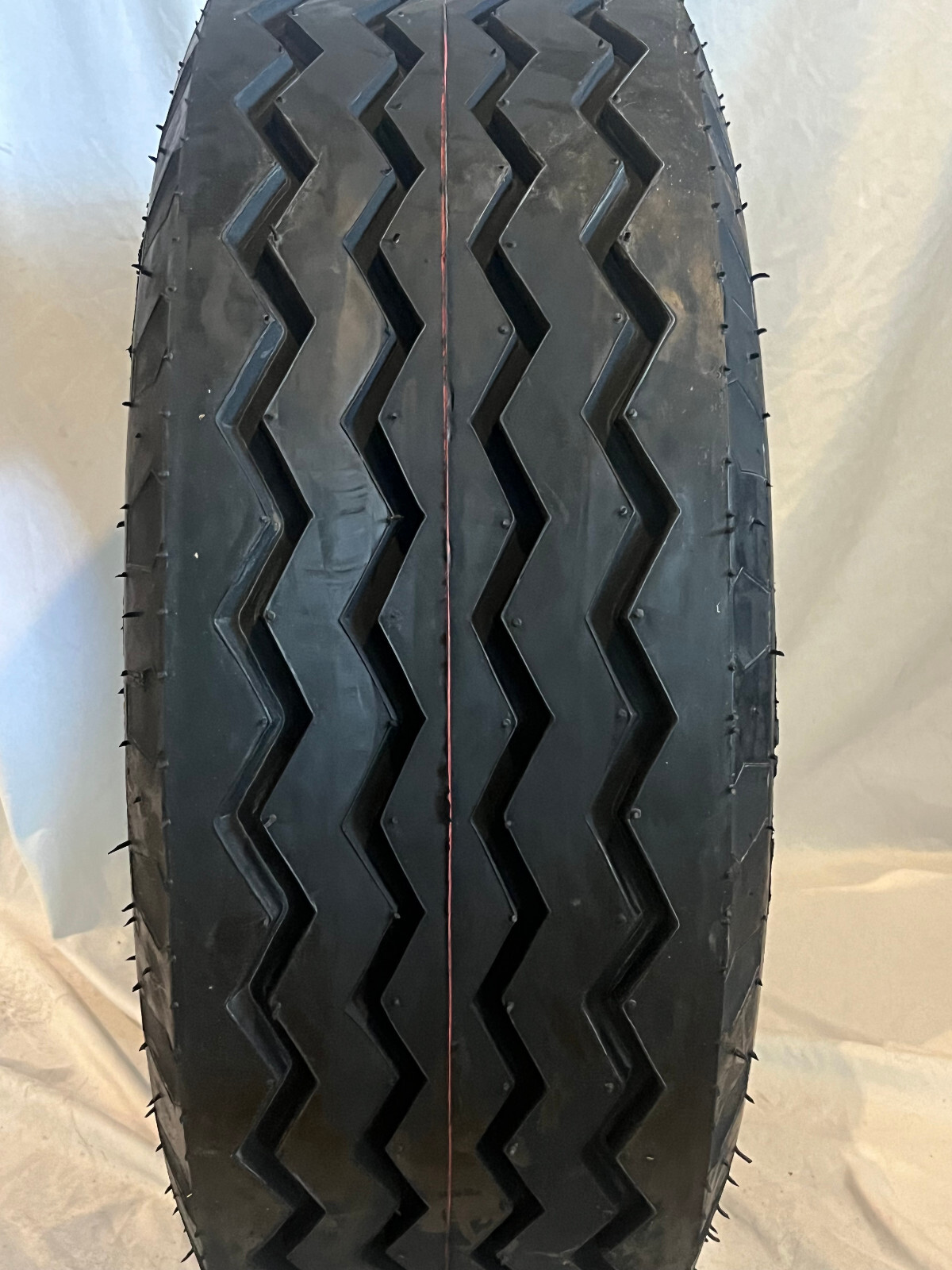 11L-16 12 PLY Road Crew F3 BACKHOE FRONT TIRE 11Lx16, Backhoe HEAVY DUTY 11 16