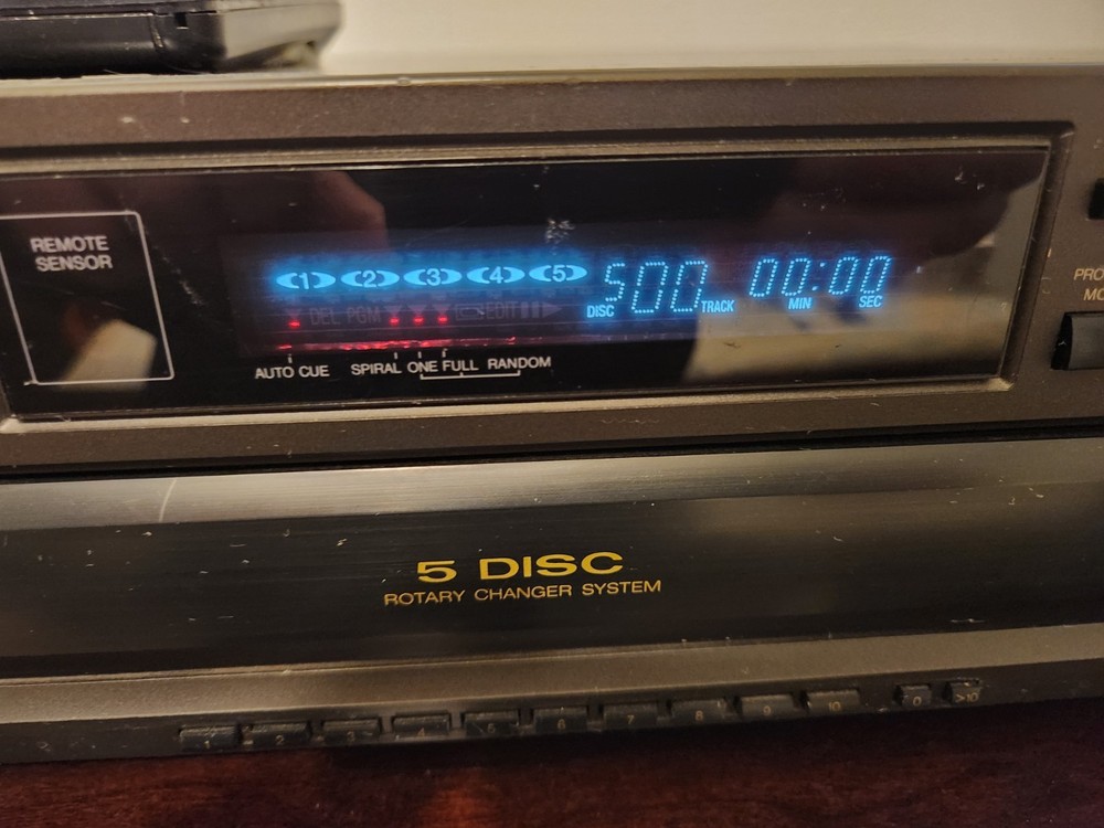 Technics SL-PD947 5 Disc Changer CD Player with Remote