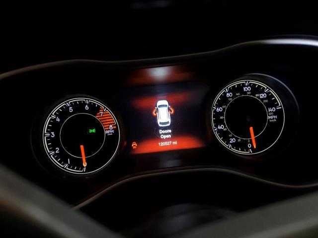 Jeep Cherokee 12V Power Port Socket 2015 2016 2017