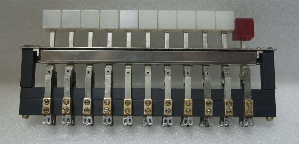 11 Button Jukebox Selector Push Switch Assembly, Capitol 10D-5677-773, 10+Reset