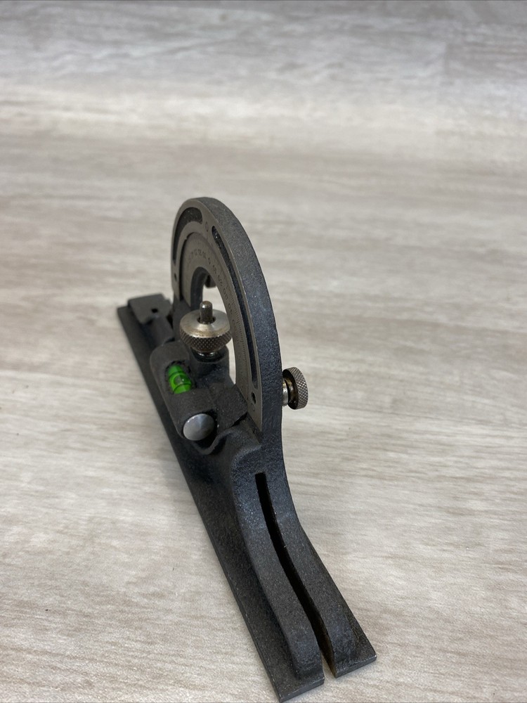 Brown and Sharpe Lufkin ? Unmarked Protractor Head
