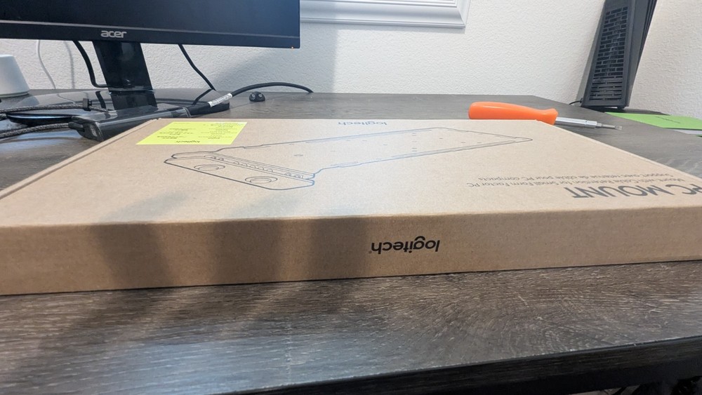 Logitech Compute Mount 952-000097 Brand New!