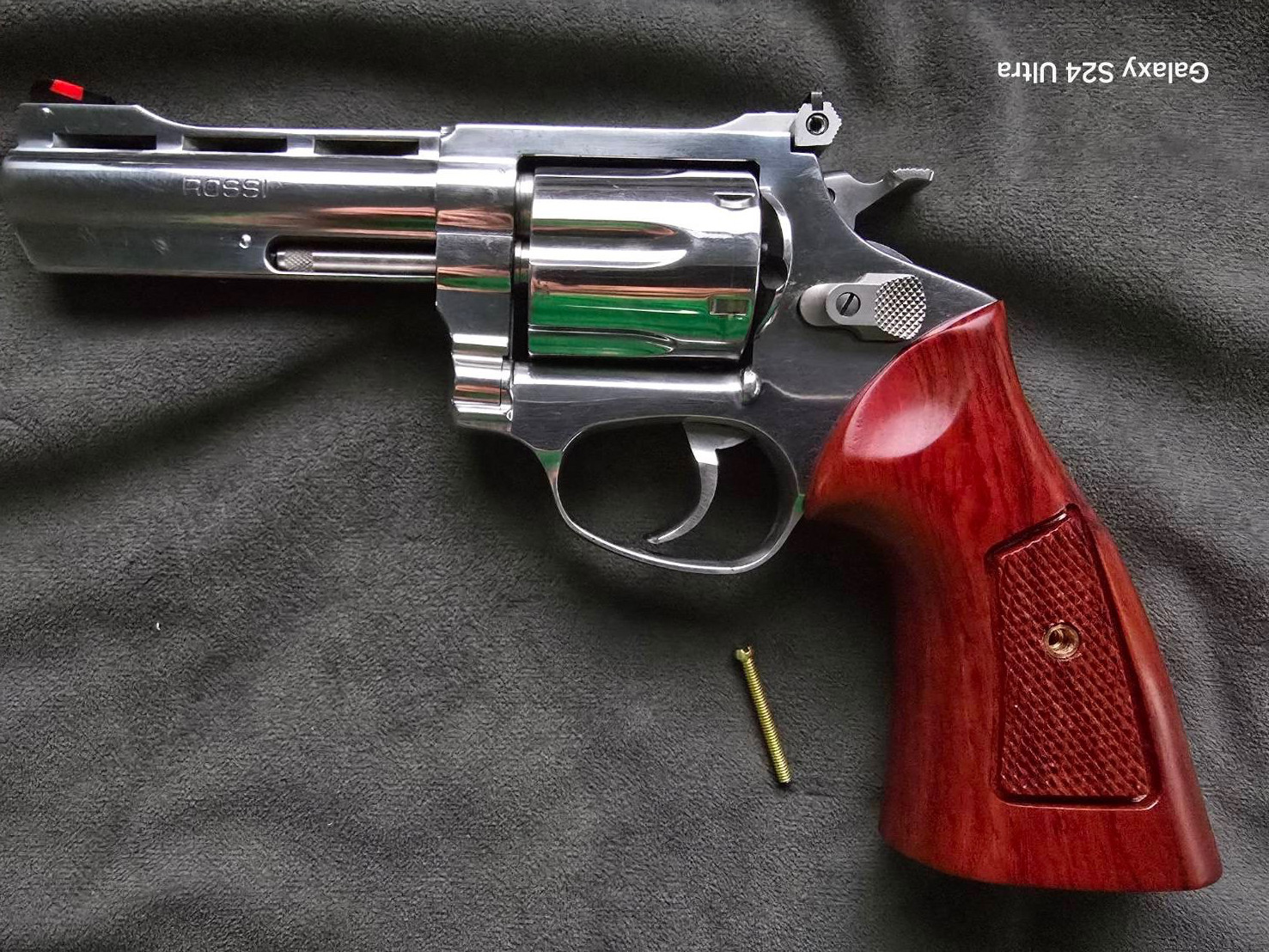 Rossi fit both Round / Square butt grips 67 68 69 71 351 511 515 518 720 971 972