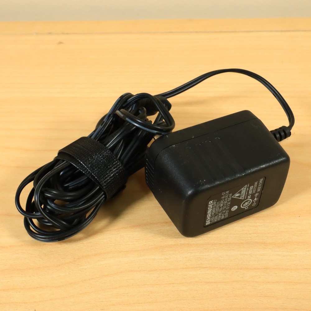 Behringer Model U120015D11 Adapter