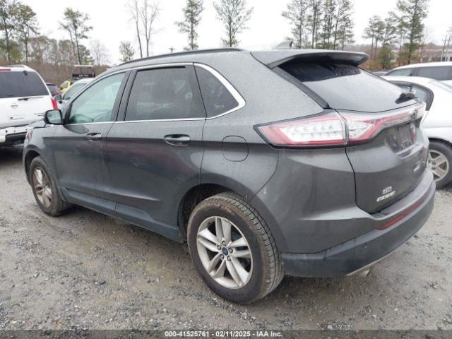 EDGE 2018 Glove Box 4725743