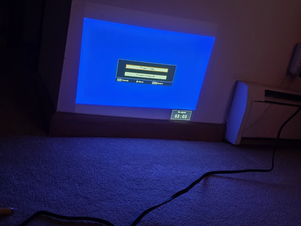 EIKI BRILLIANT PROJECTOR LC-XBL26
