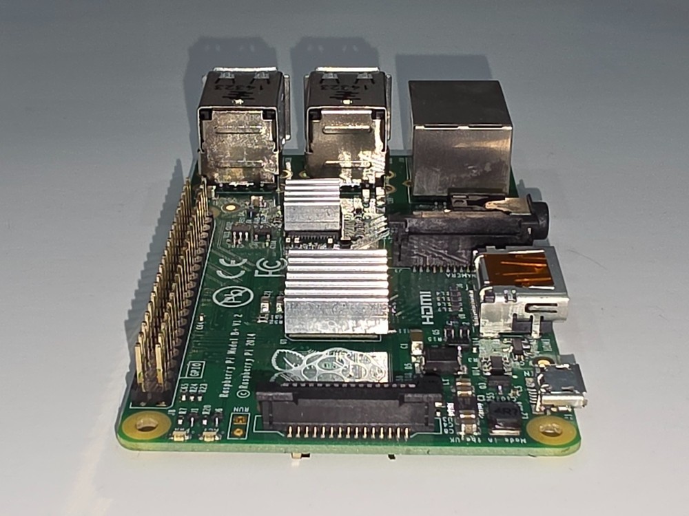 Raspberry Pi Model B+ V1.2 2014 with Case