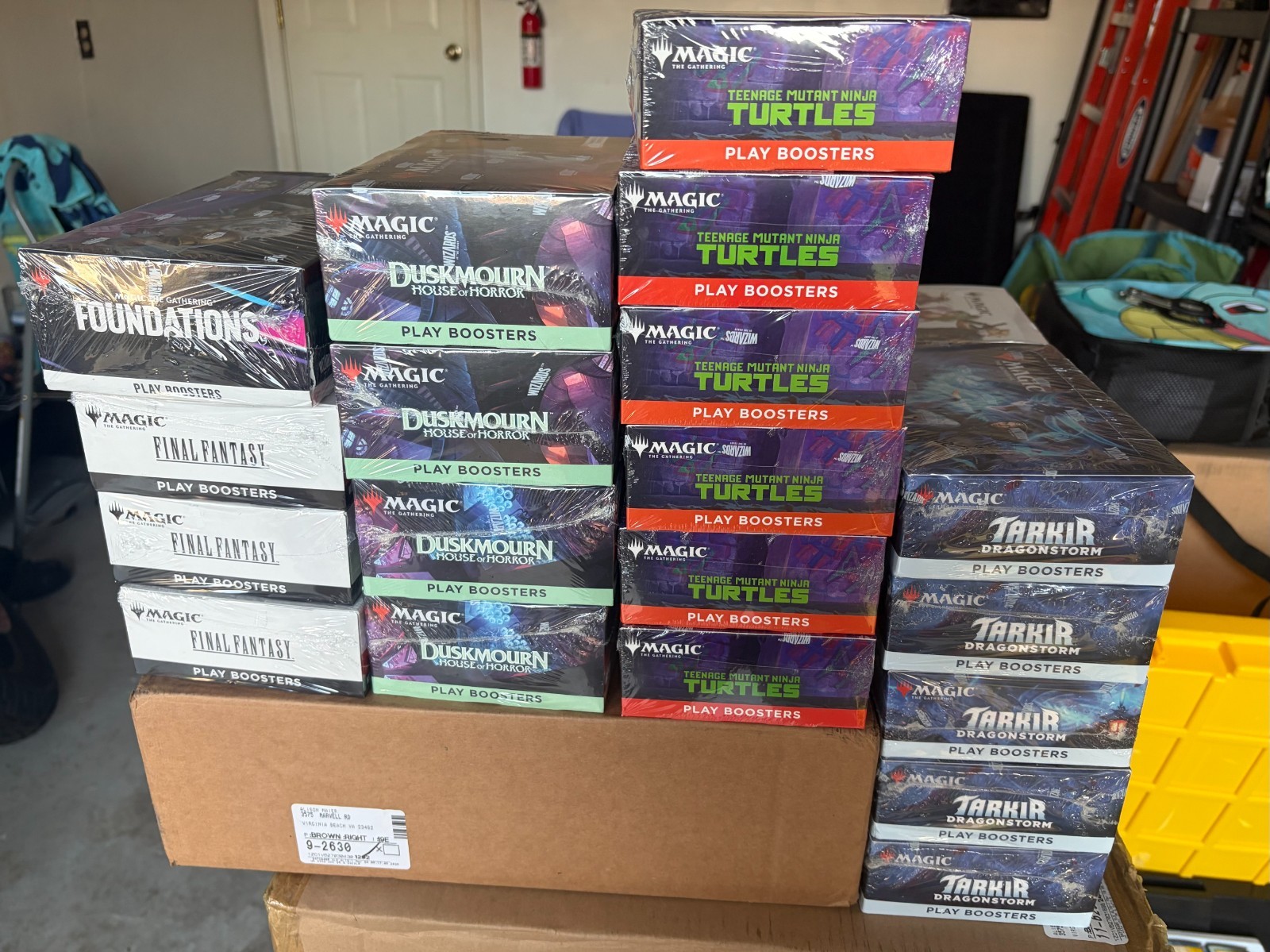 Duskmourn: House of Horror - Play Booster Display