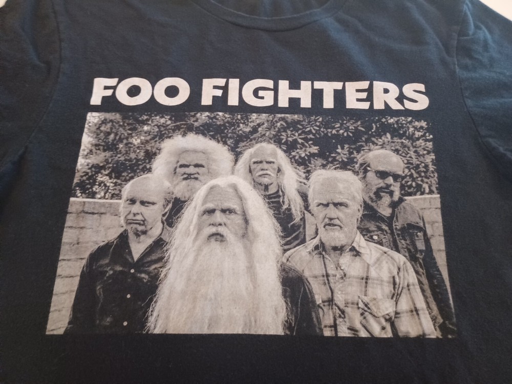 Foo Fighters Medium Tee Shirt - Old Men Graphic