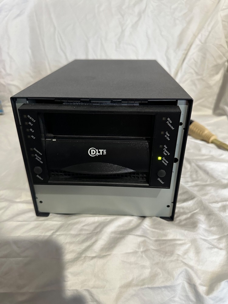 Quantum TH8BF-EF Vintage Computer External Tape Backup Drive