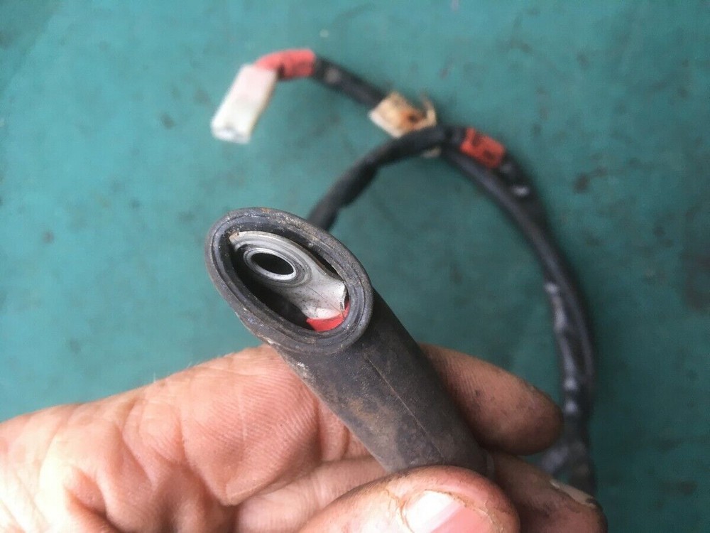 3920 Piaggio MP3 250 2009 LEFT Posative Plus Red Battery / Starter Lead Cable
