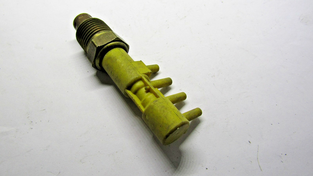 Ported Vacuum Switch Standard PVS63