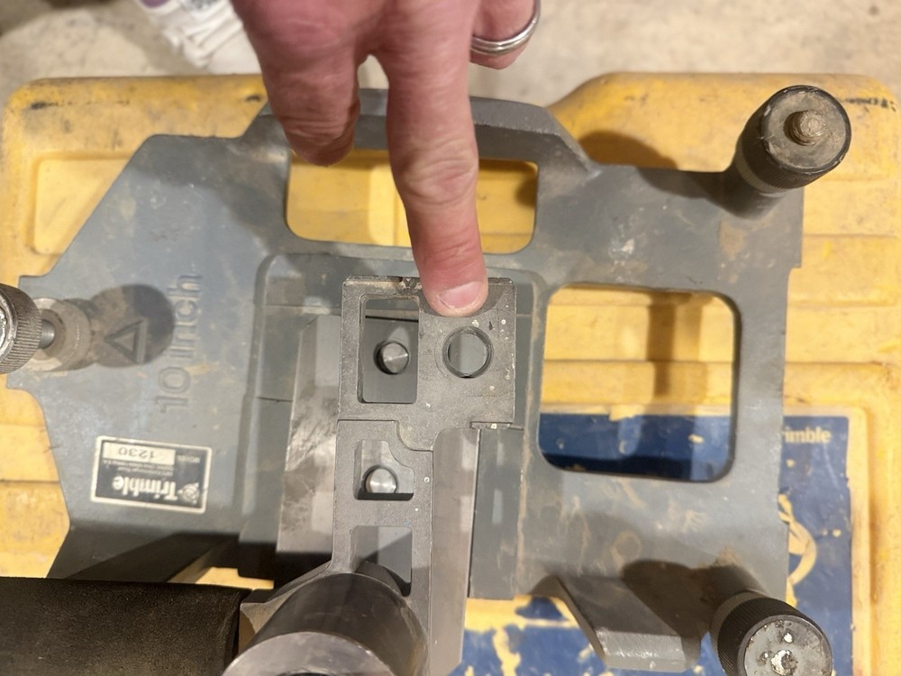 Trimble Spectra Precision DG711 Pipe Laser