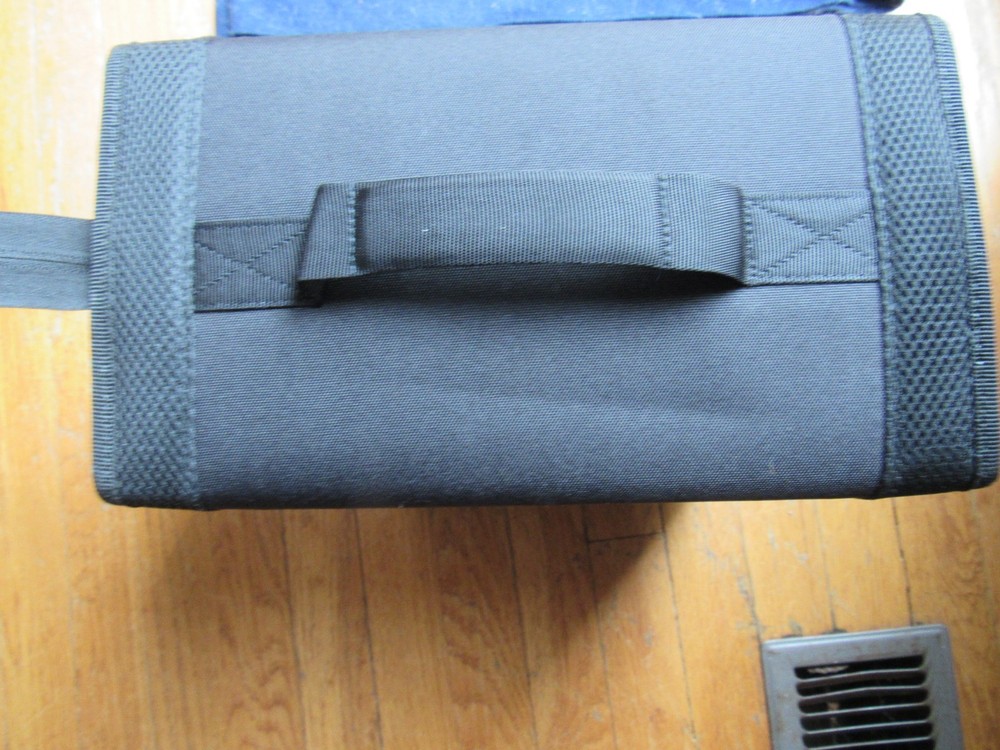 BLACK 400 Disc CD DVD Organizer /Holder Storage Case Bag Amazon Basics