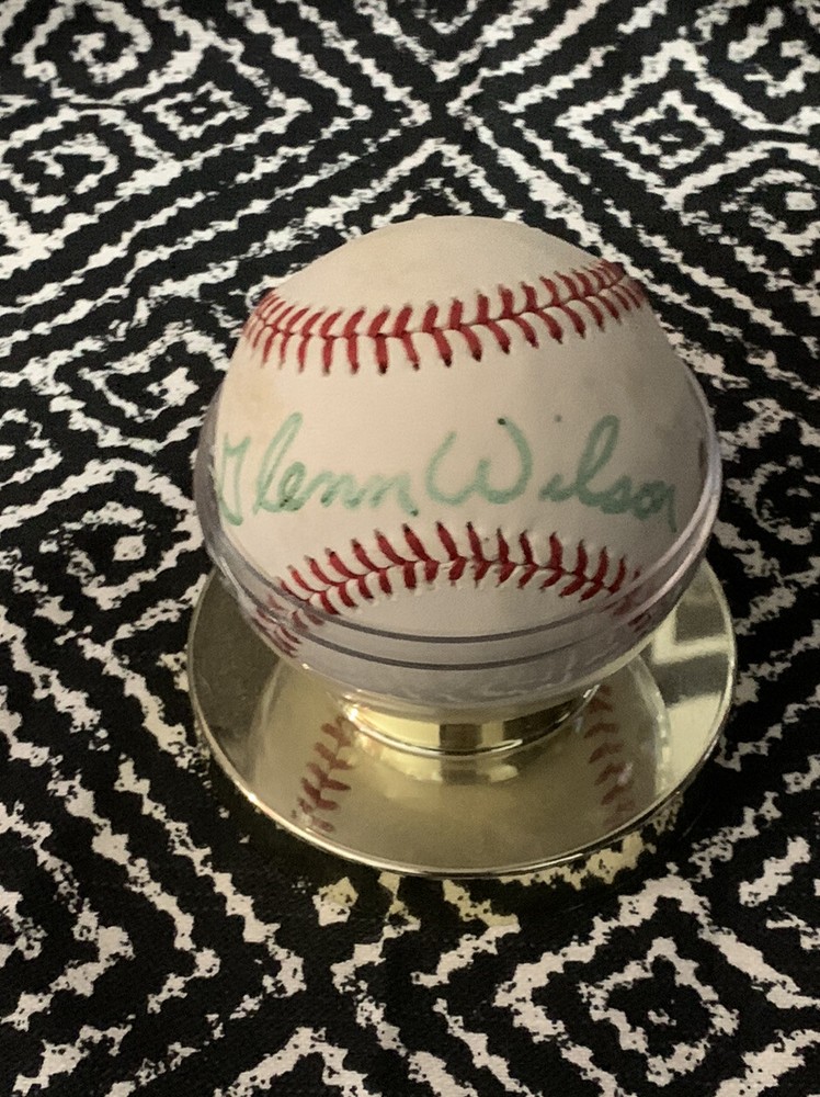 Glenn Wilson Autographed Baseball w/ Display