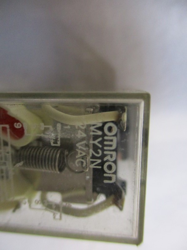 OMRON MY2N RELAY 24VAC UNMP