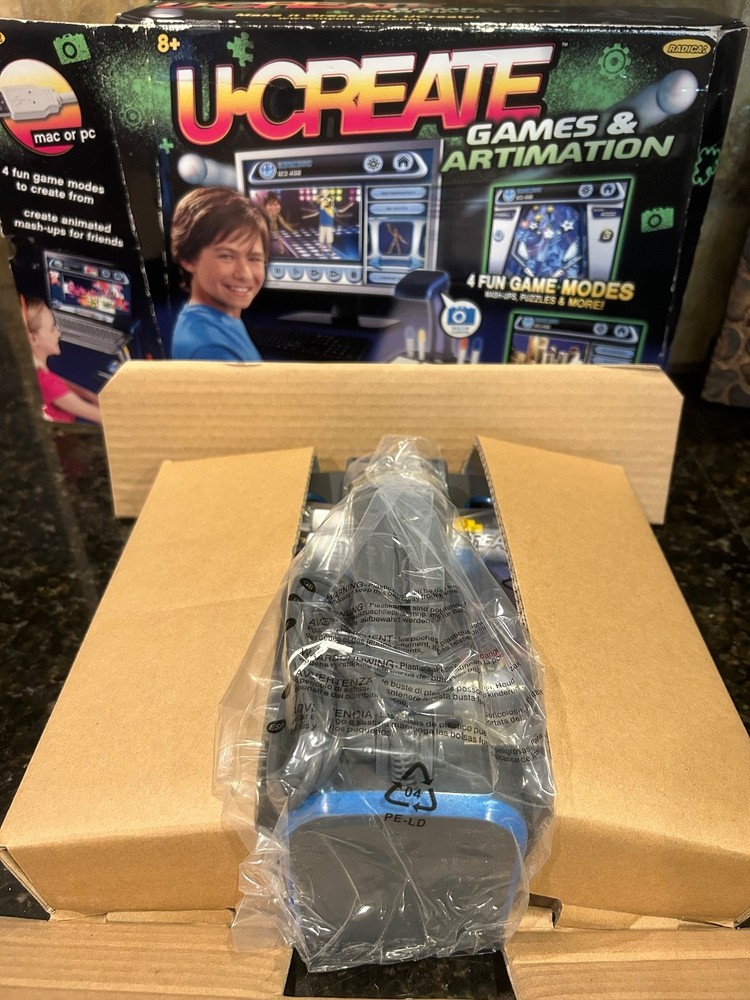 Radica U-CREATE Games & Artimation studio kit. Released in 2009