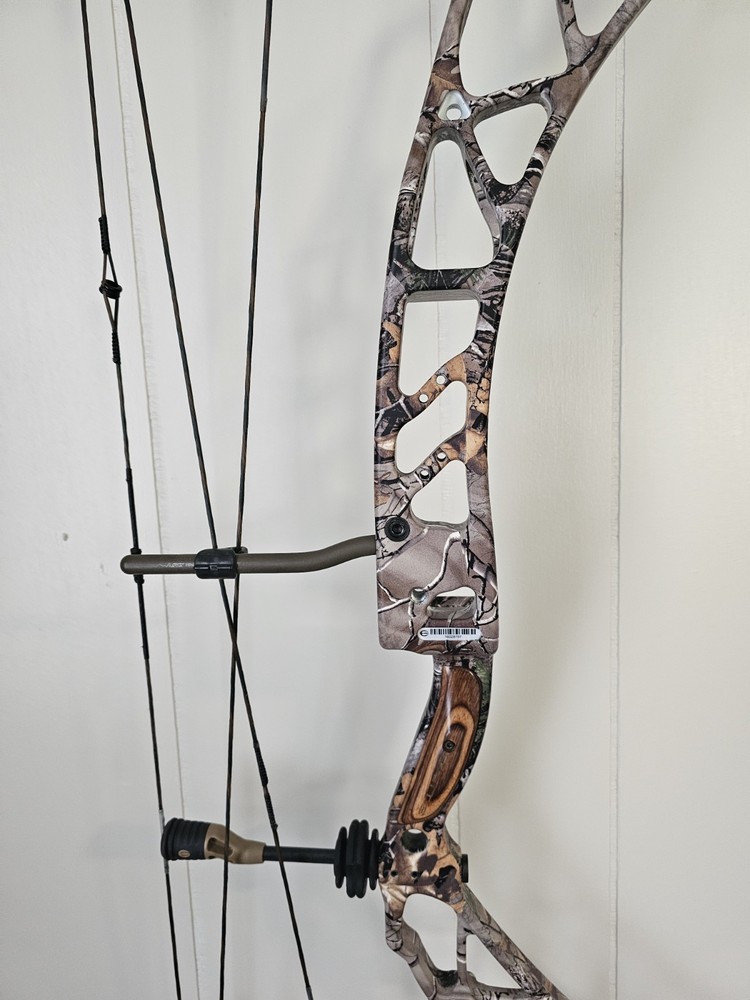 Elite Impulse 34 Compound Bow