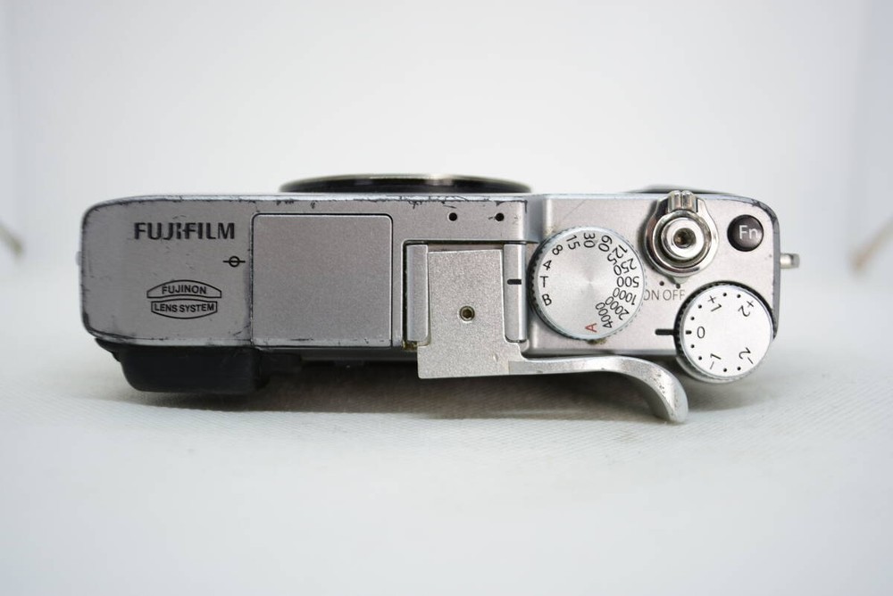 FUJIFILM X-E1 Body #3923