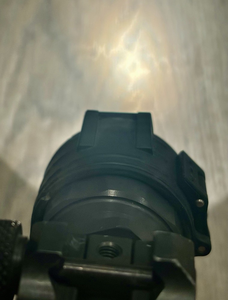 Surefire Legacy Model M951 Weapon Light System With IR Filter/Cap - Screw Mount