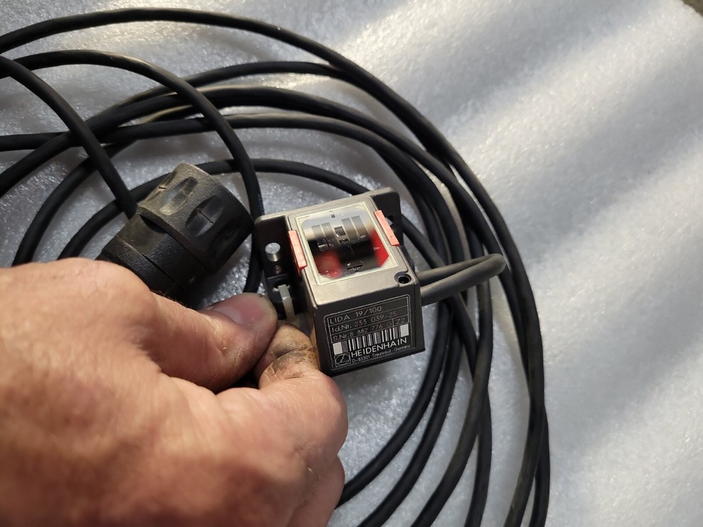 Heidenhain 233 039 25 Linear Encoder Universal Instruments GSM Y Axis Encoder
