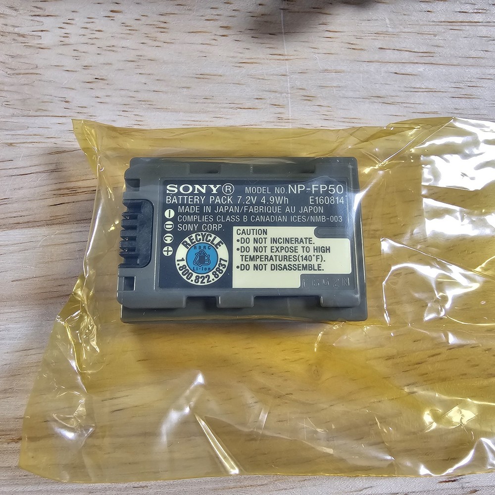 SONY ACC-DVDP2 Accessory Kit.